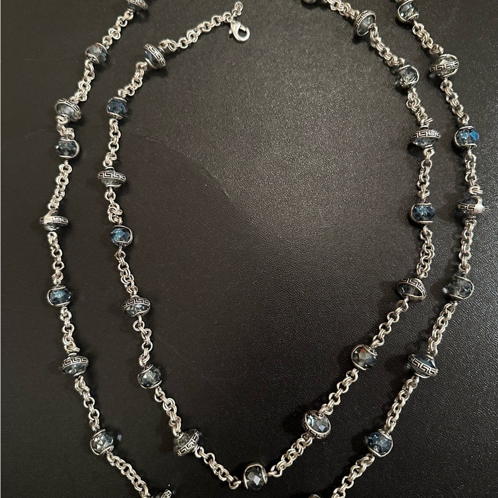 Beautiful Ladies Silver/Crystal Necklace